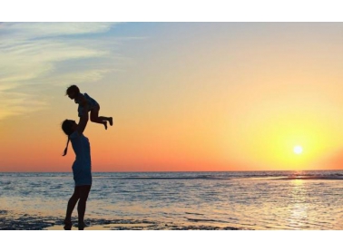 一个没有幸福感的母亲，怎么能培养出有幸福感的孩子？